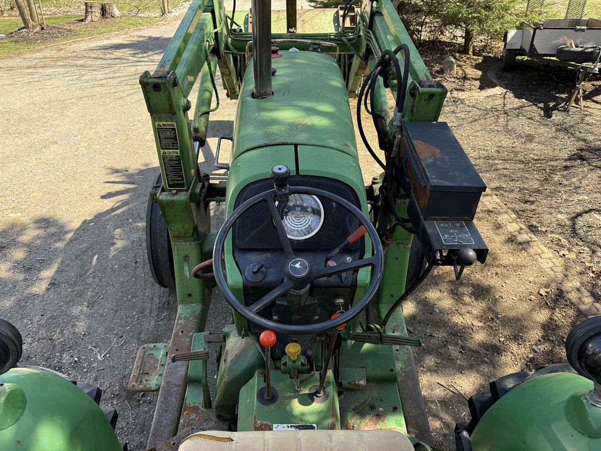 Used 1985 John Deere 1640 Loader Tractor