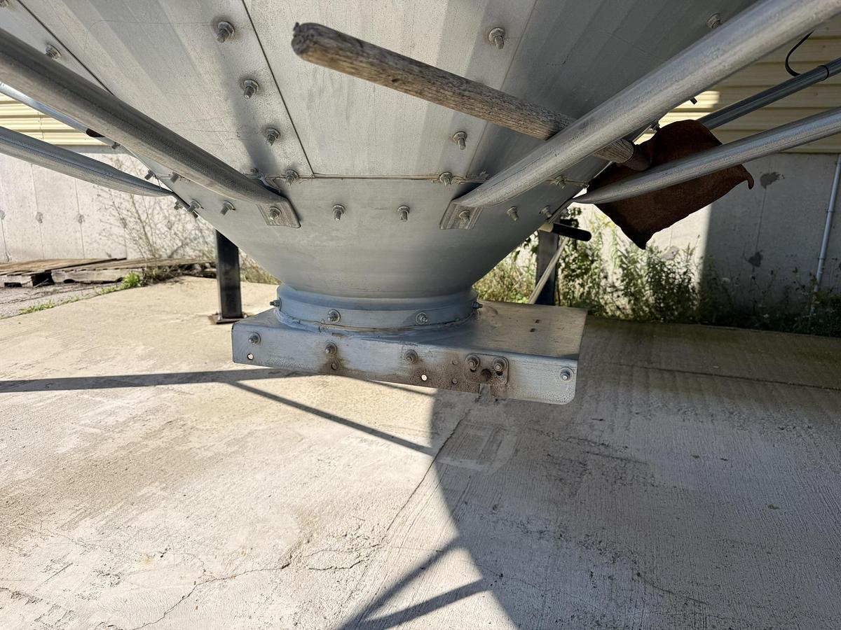 Used Westeel 100 Ton Grain Bin Hopper Bottom