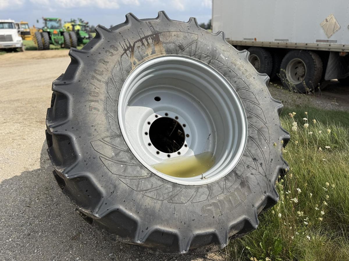 Used Agco 1100C, Amazone Zg-TS 100001 Speader