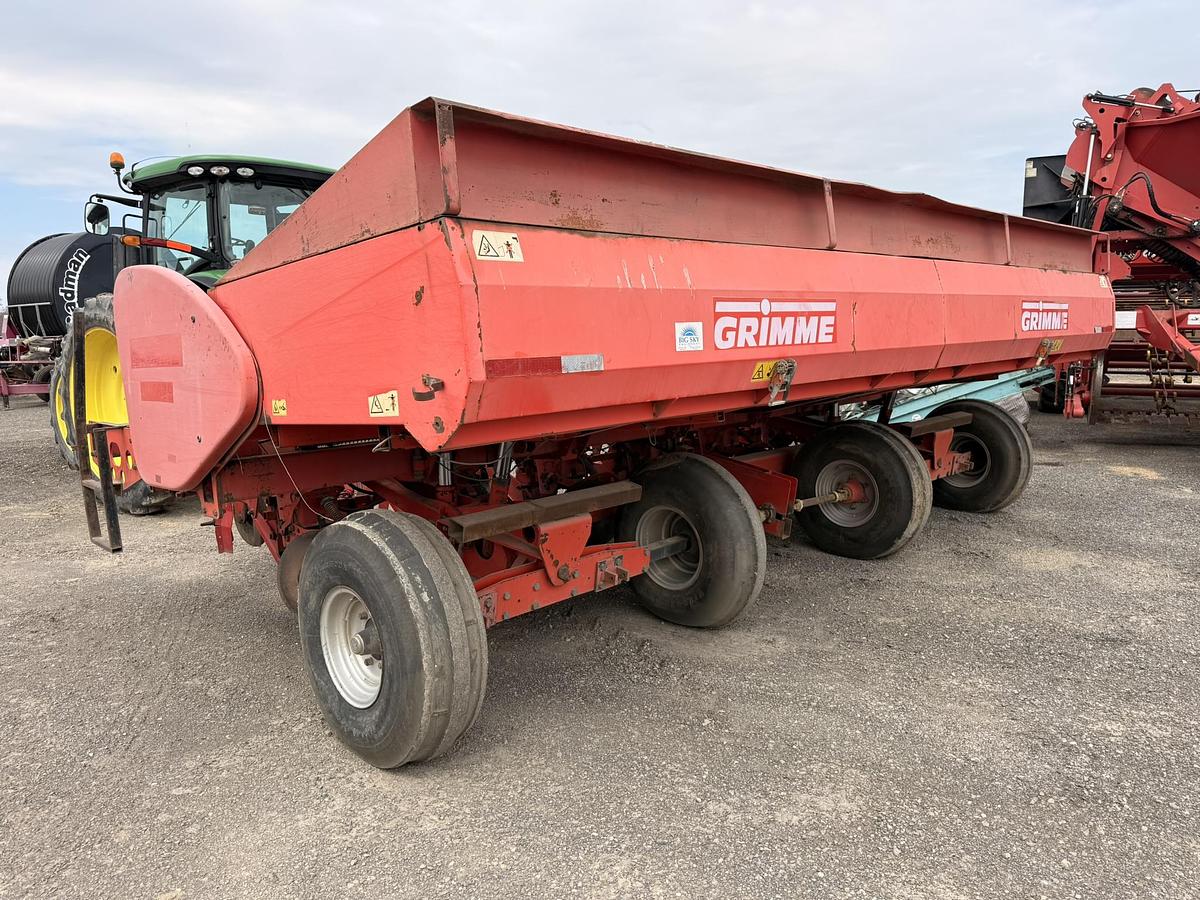 Used 2002 Grimme GL36Z 6 Row Cup Planter