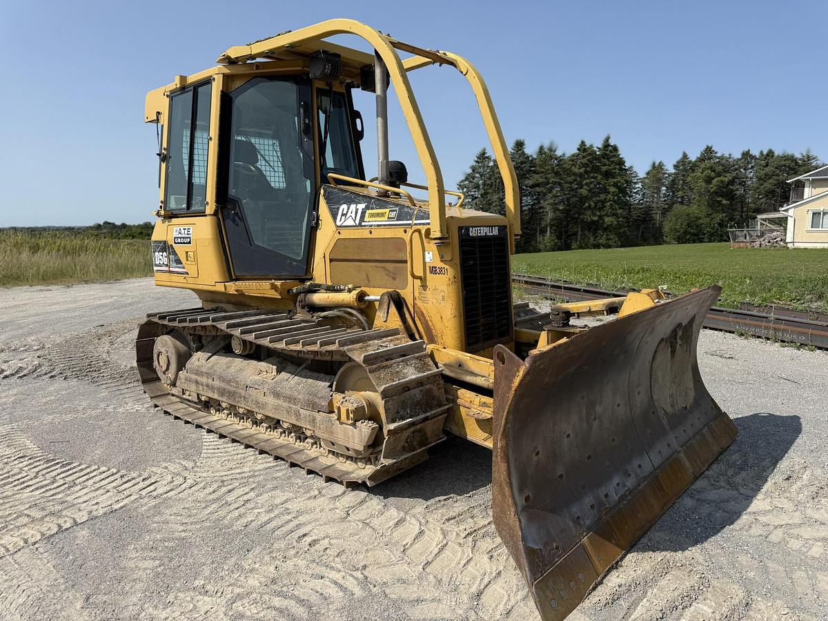 Used 2005 Caterpillar D5G XL