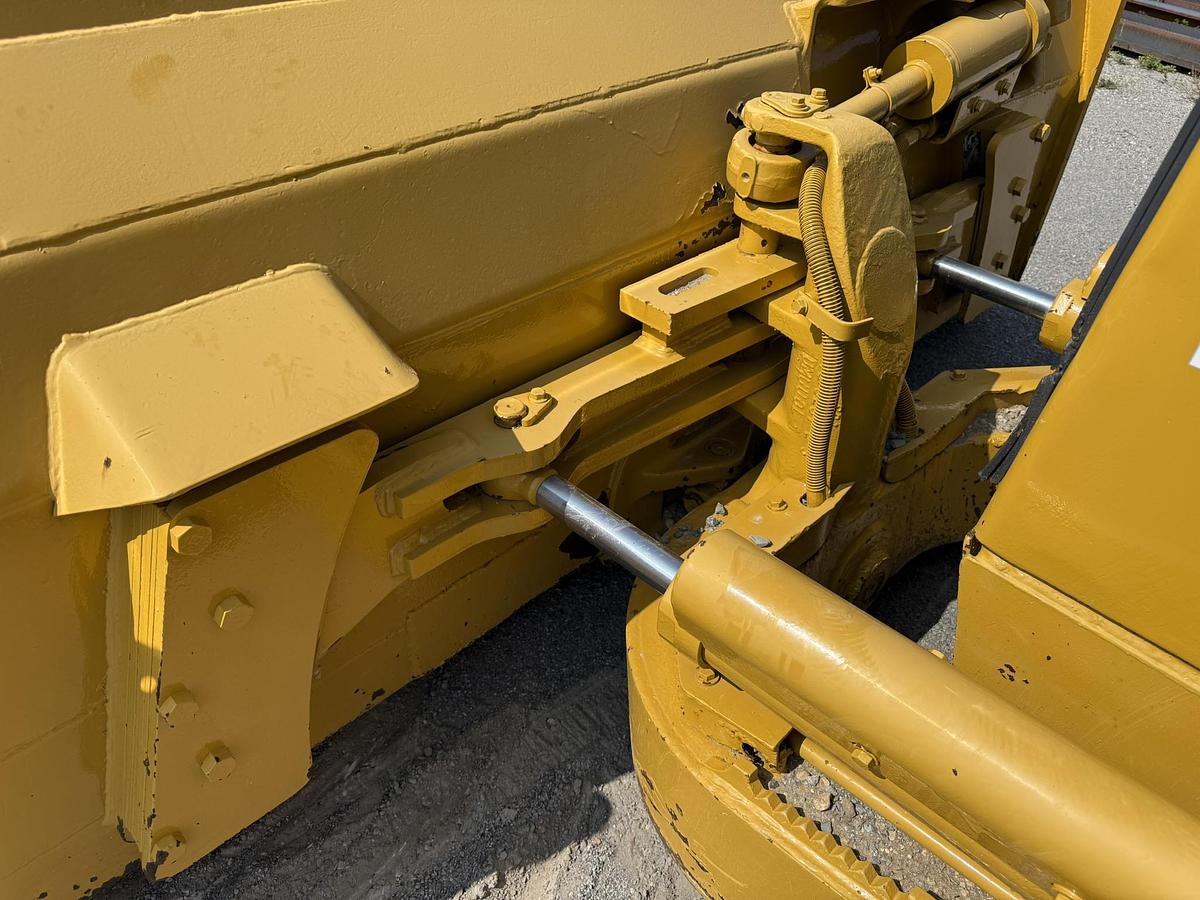Used 1988 Caterpillar D5H Dozer
