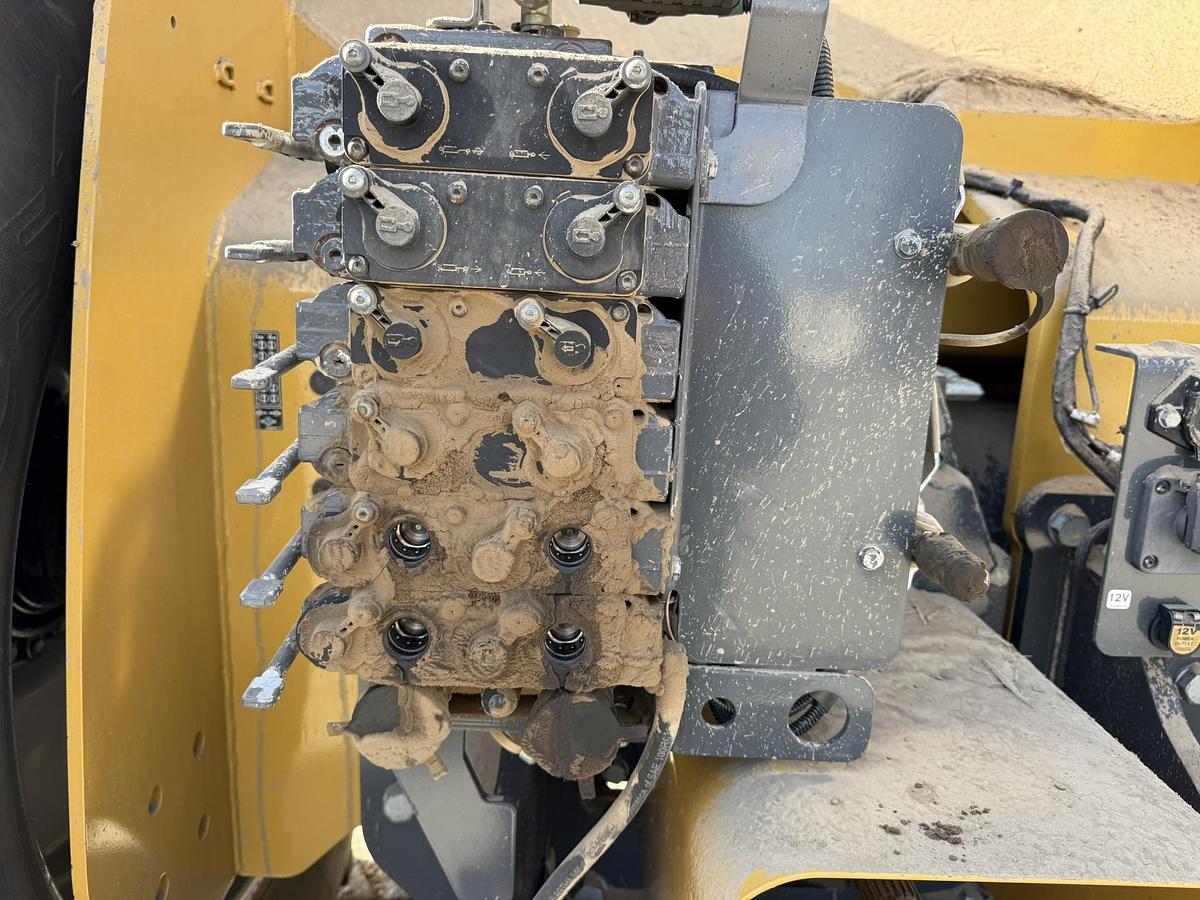 Used 2018 Challenger MT 965E, PTO, 6 Remotes, Guidance