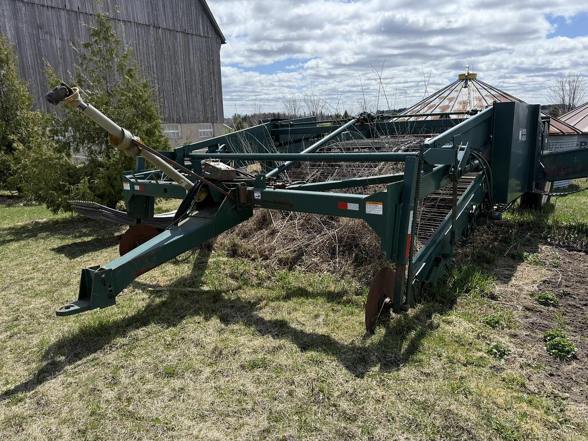 Used Lockwood 4000 4 Row Windrower