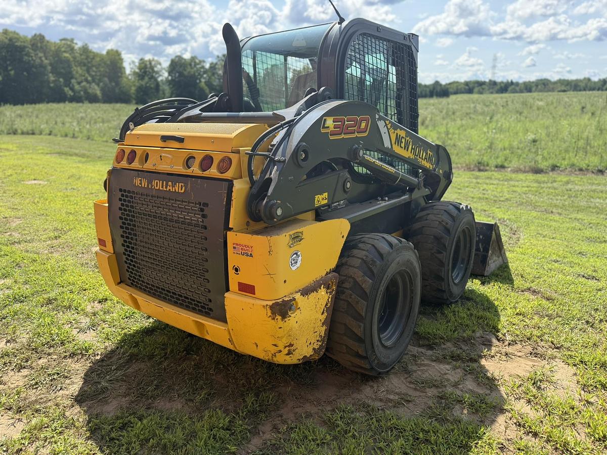 Used 2020 New Holland L320