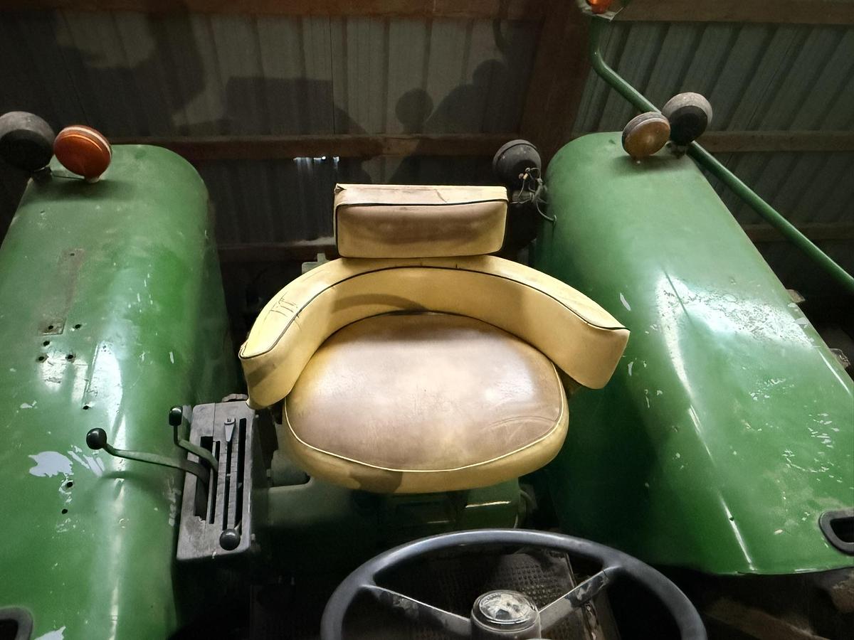 Used 1970 John Deere 4520