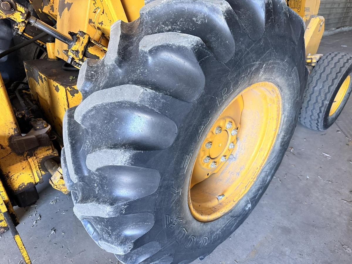 Used Massey Ferguson Lift King, 2 Stage, Side Shift Fork Lift