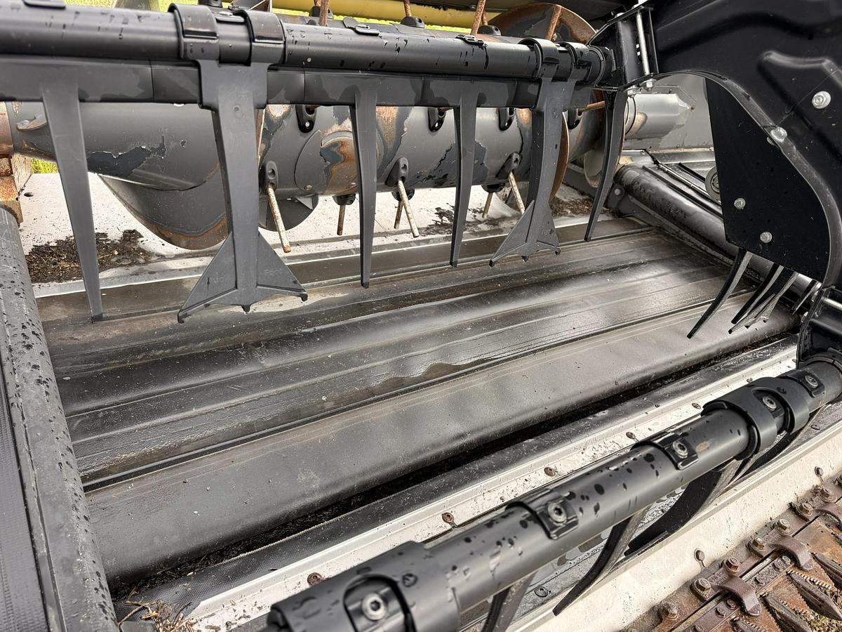 Used 2019 Claas 1230 Convio 40' Flex Darper
