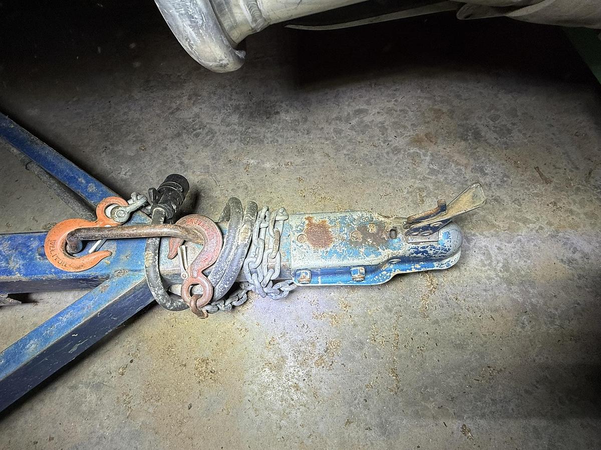 Used Alliston Machinery Planter Filler