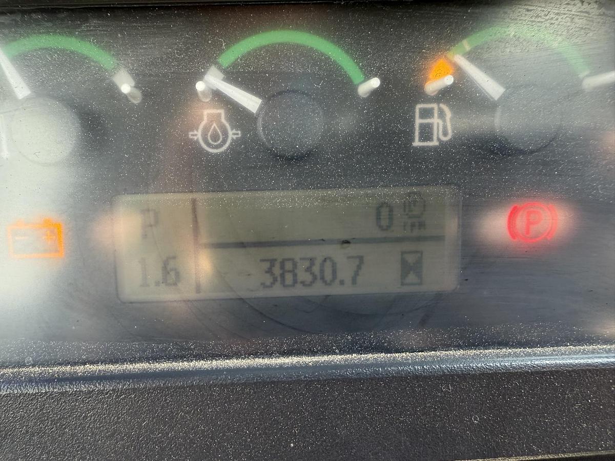 Used 2015 Deere 650k XLT