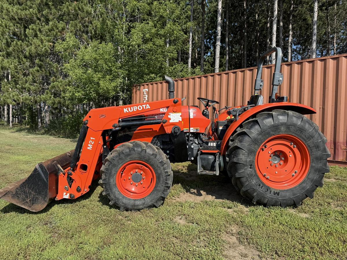 Used 2018 Kubota M7060 Rops, 4WD, Loader Tractor