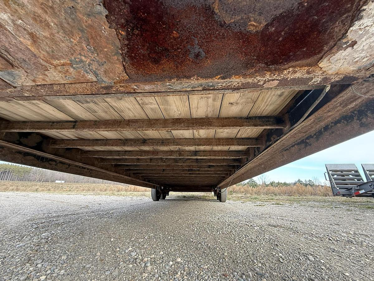 Used Load Trail 30' Goose Neck Tandem 7,000lbs