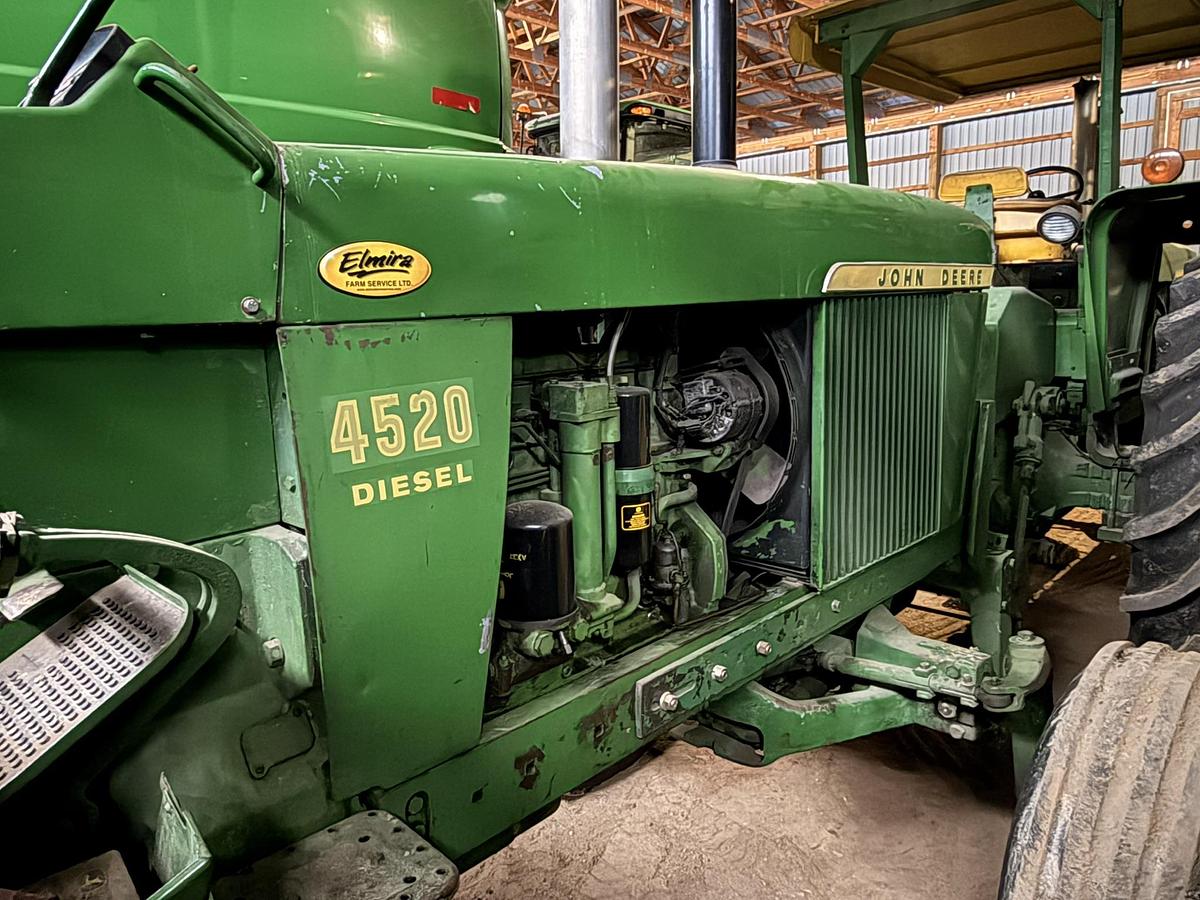 Used 1970 John Deere 4520
