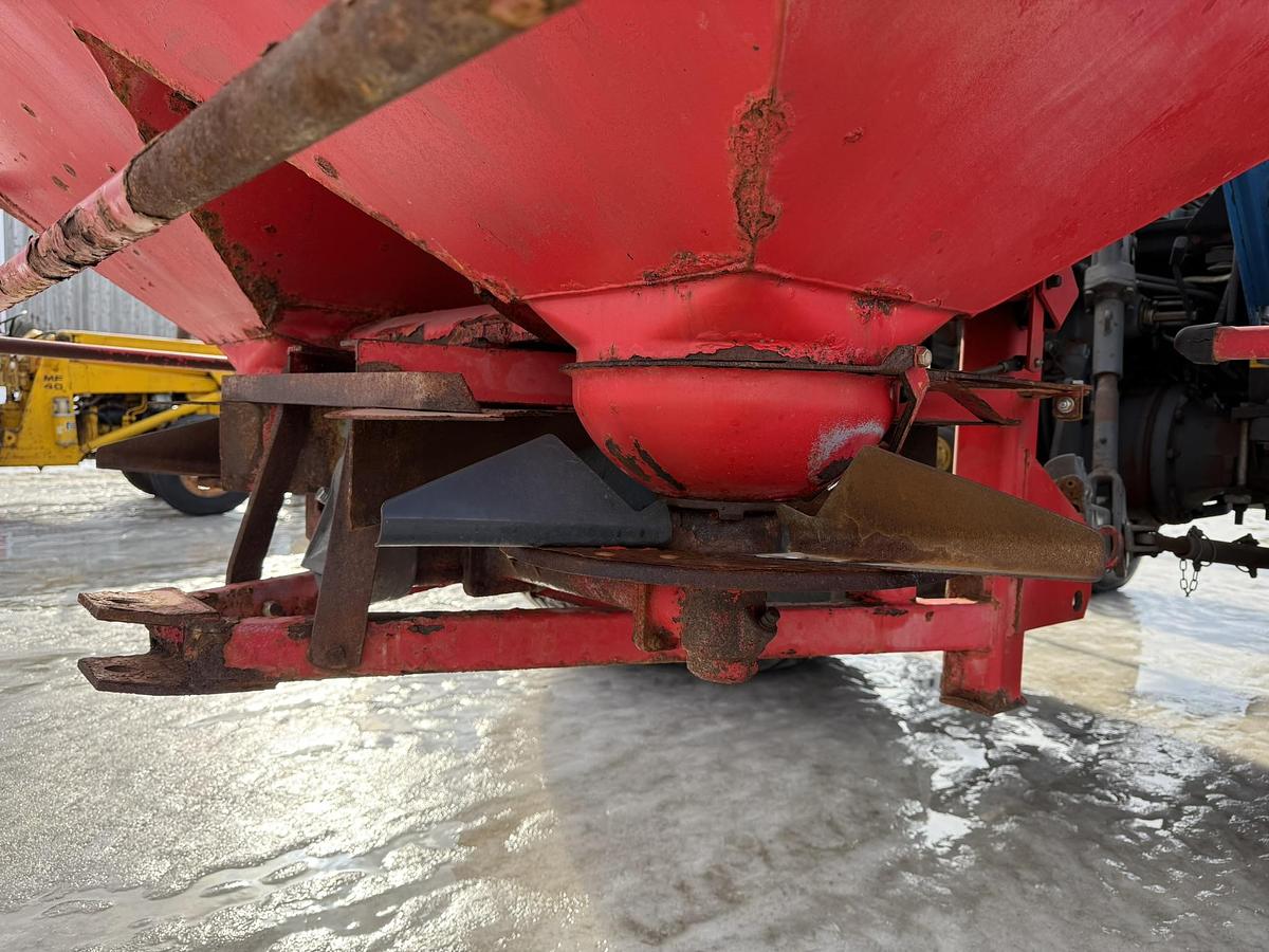 Used Lely Centerliner 3 PTH Spreader