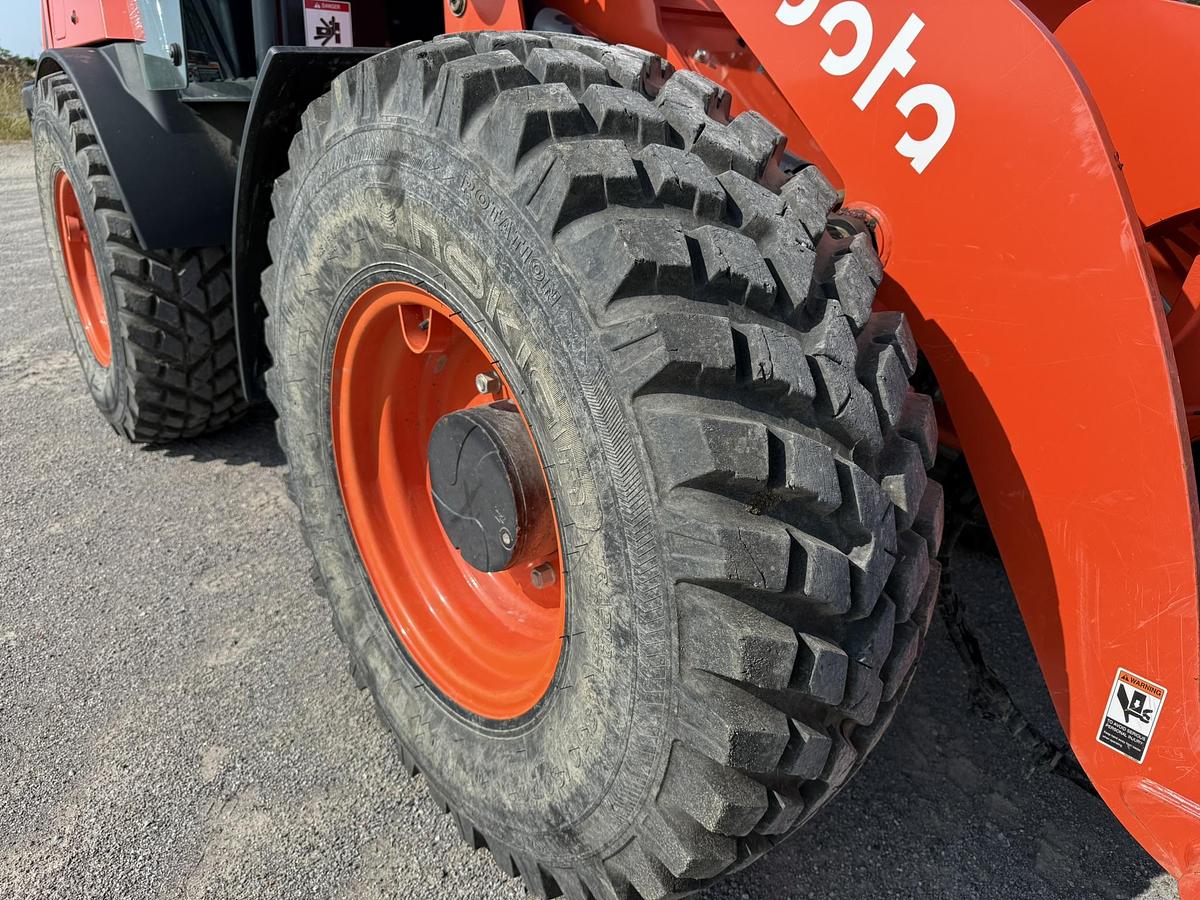 Used 2022 Kubota R640 Wheel Loader, Cab, Hyd. Bucket, 500 Hours
