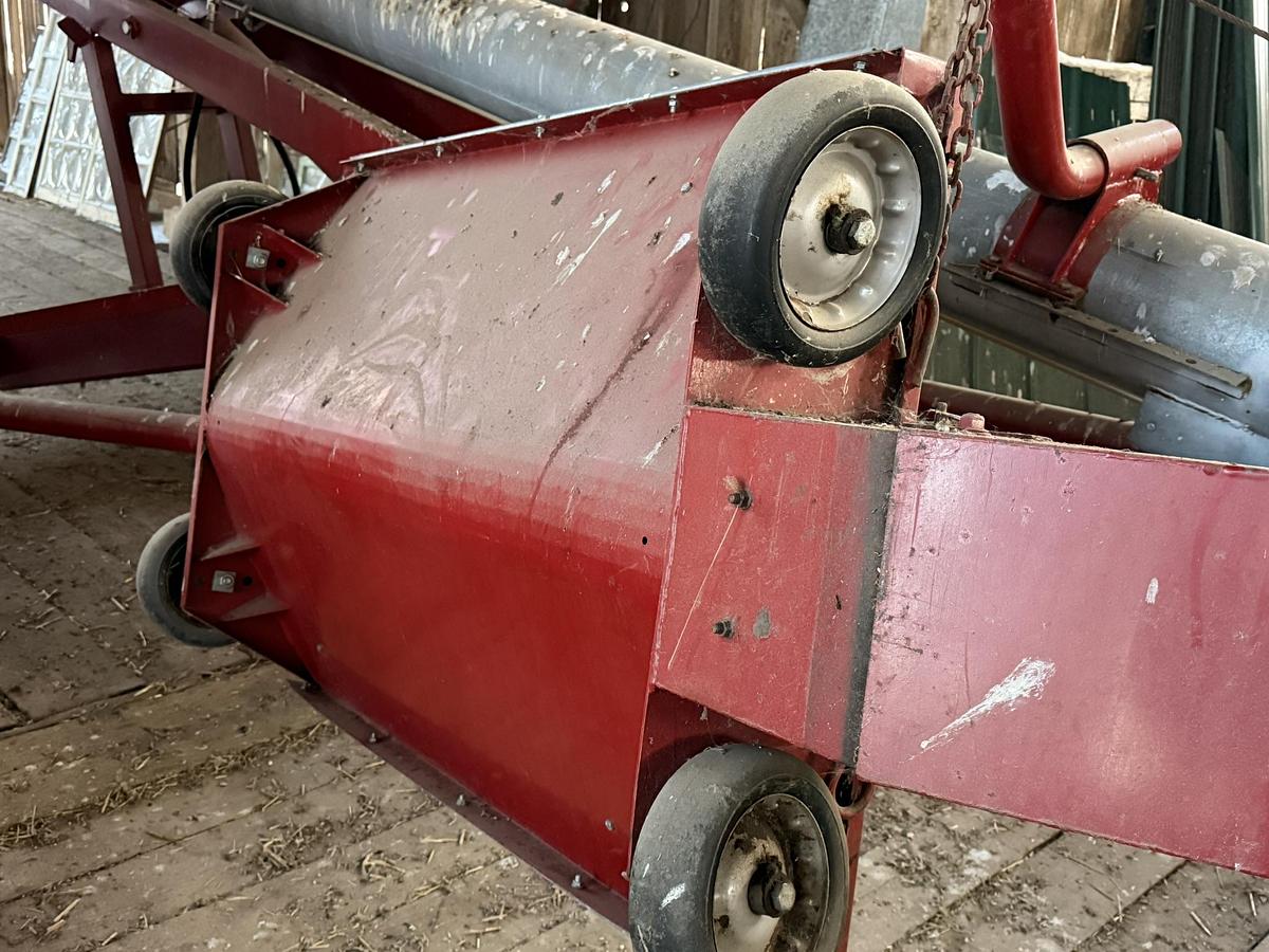 Used Sudenga 10" x 61' Auger With Swinging Fill Auger
