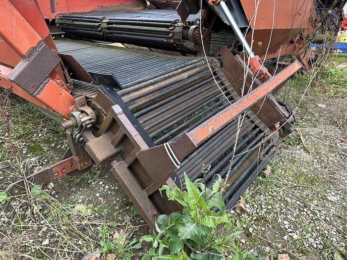 Used Potato Pro 4 Row Windrower, 36mm beds, 36" Spacing