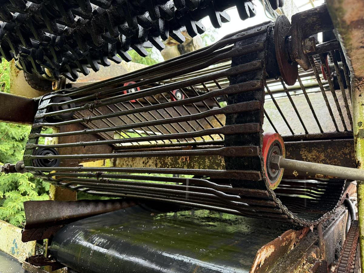 Used Alliston Machinery Grading Station Bin Piler