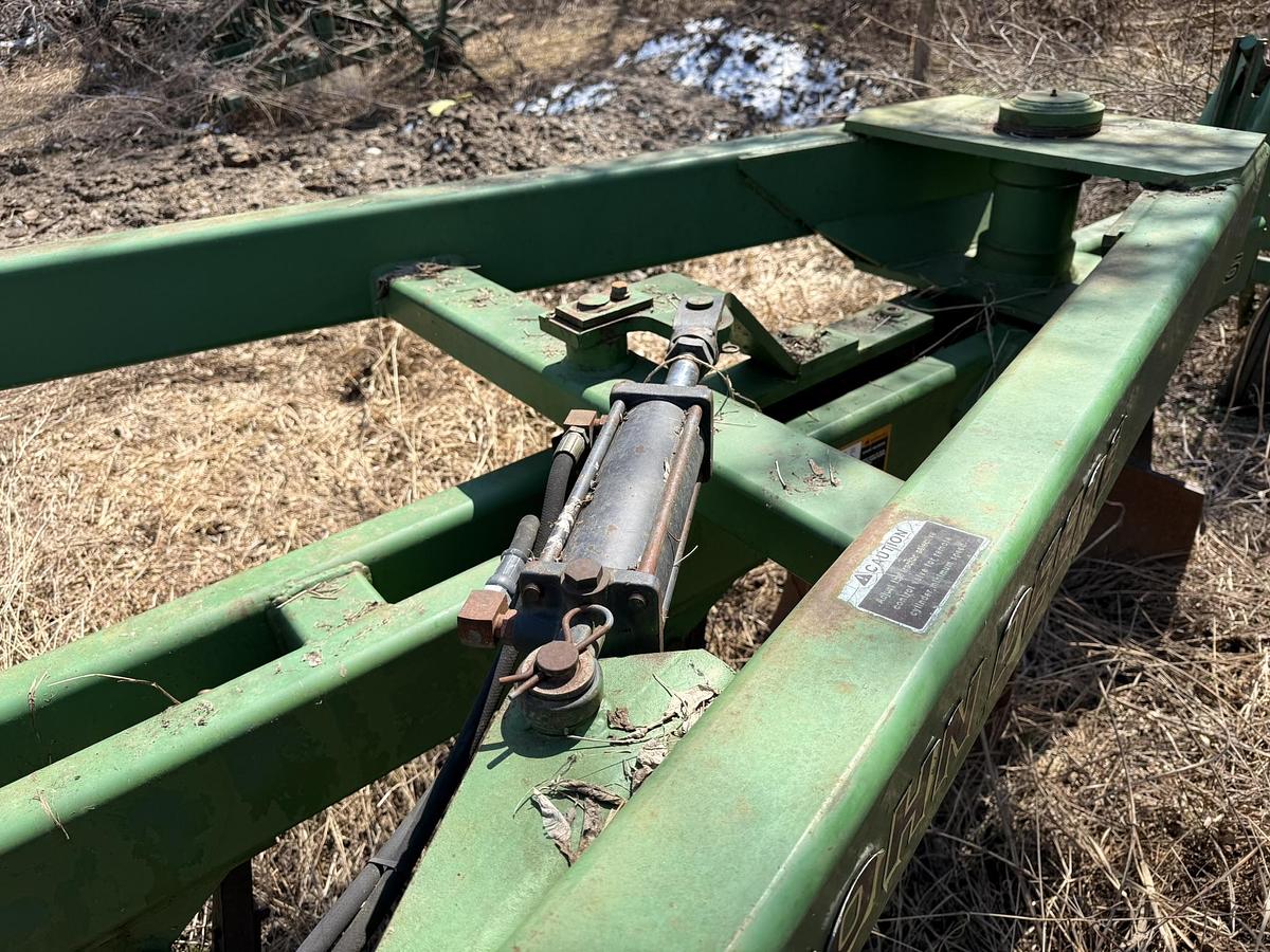 Used John Deere 995 5 Furrow Plow