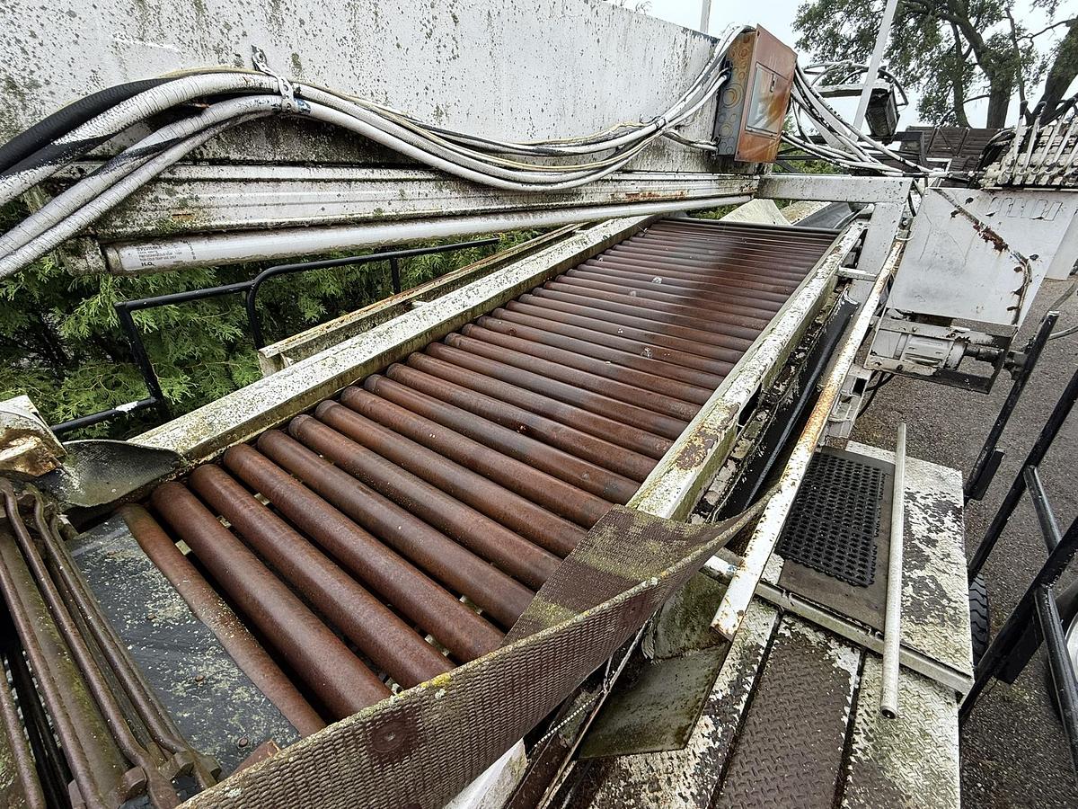 Used Alliston Machinery Grading Station Bin Piler