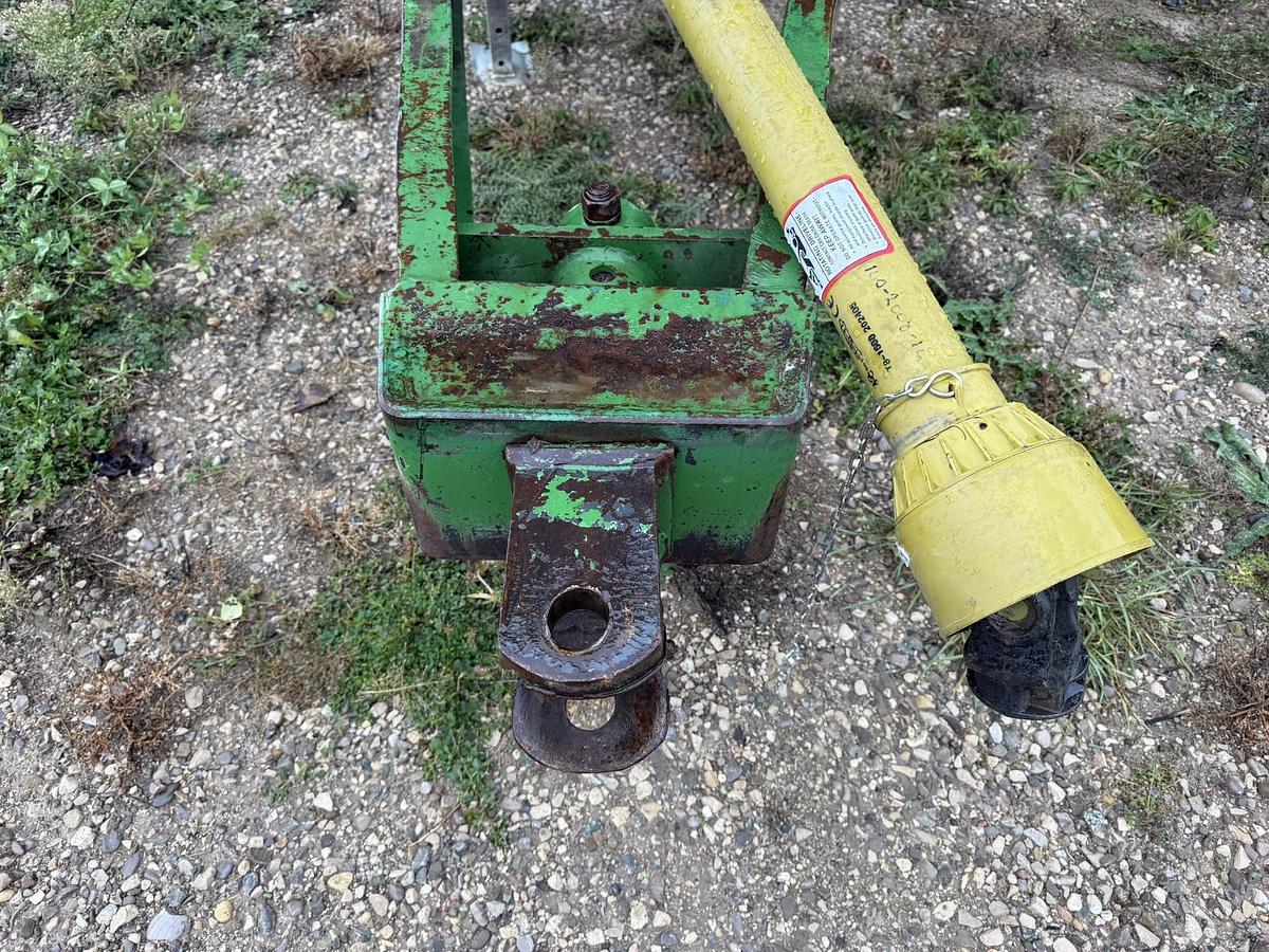 Used Unverferth 5000, Tarp, Lights, 500 Bushell