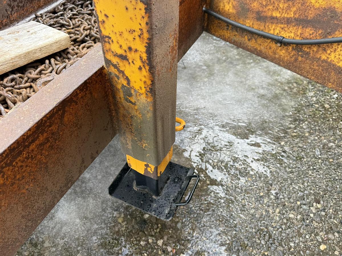 Used Hudson 23' Deck Over, Tri-Axle, Ramps