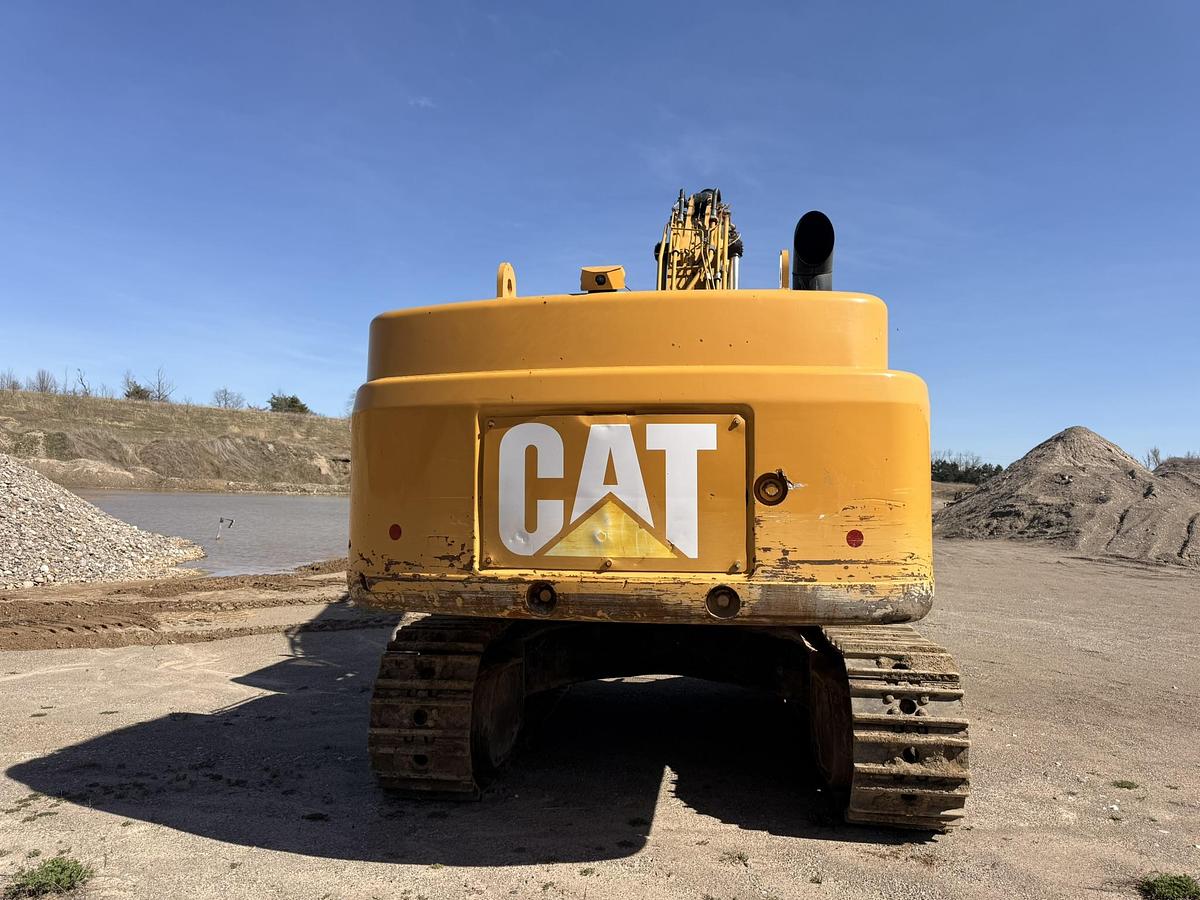Used 2011 Caterpillar 345DL