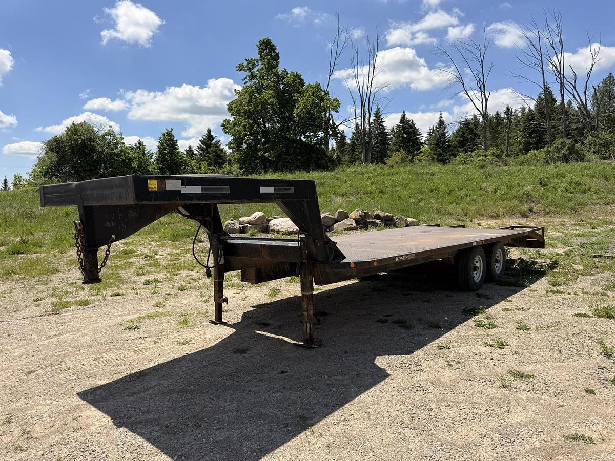 Used 2001 Home Made 24' Gooseneck Trailer