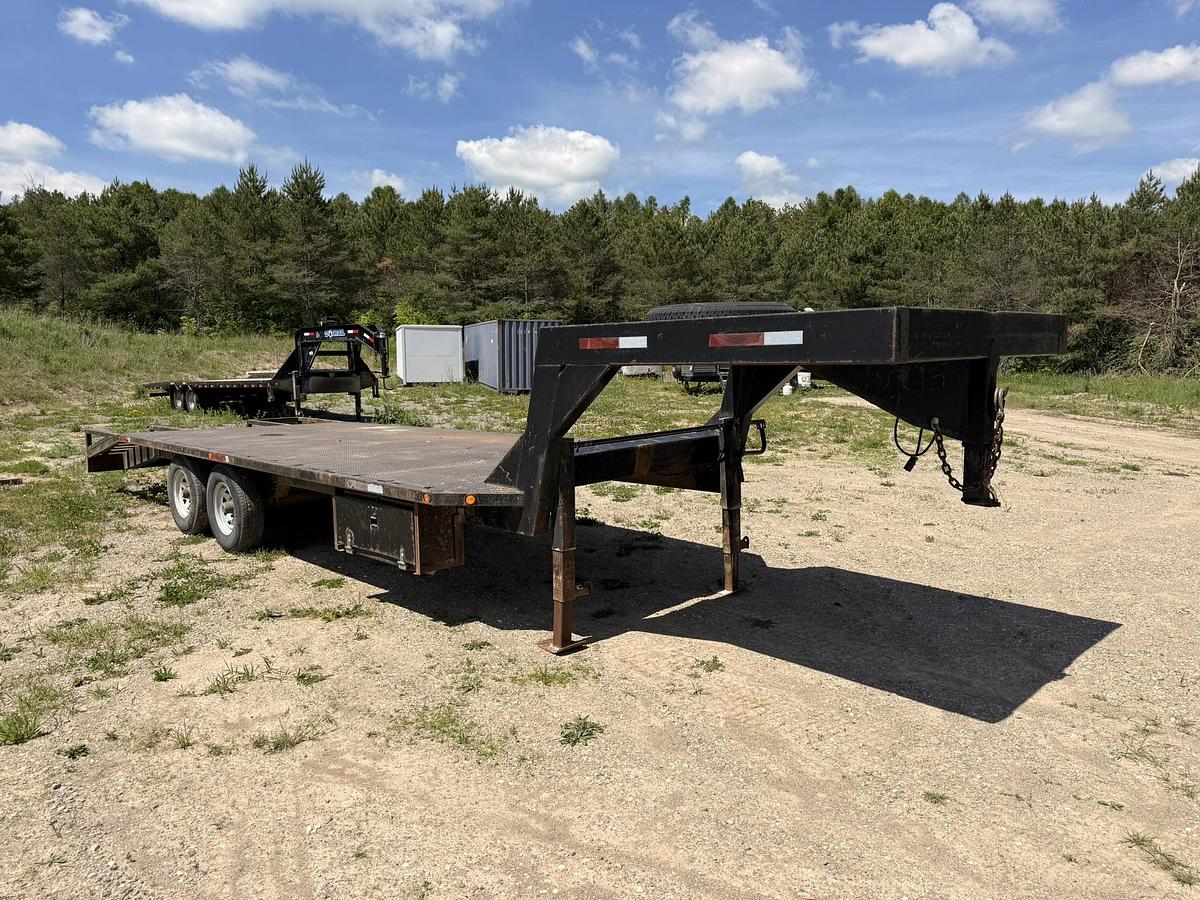 Used 2001 Home Made 24' Gooseneck Trailer