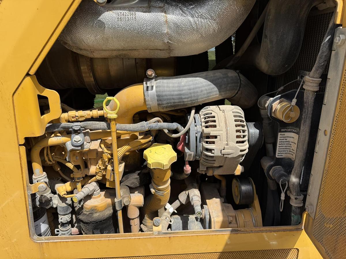 Used 2015 Deere 650k XLT