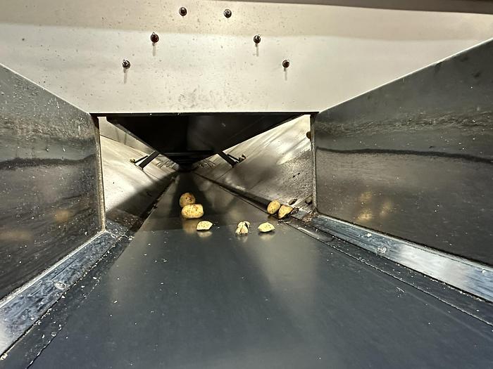 Used 2022 Alliston Machinery 1,000 CWT Hopper