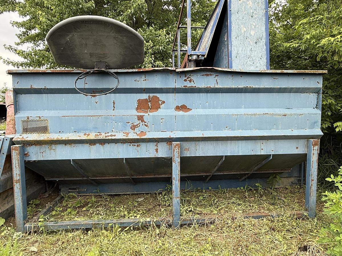 Used Alliston Machinery 500 CWT (25 ton) Hopper