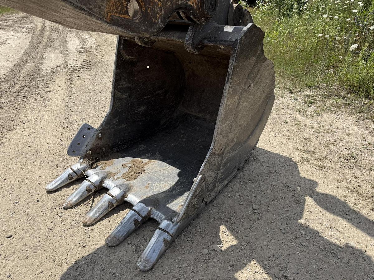 Used 2005 Case 210, C