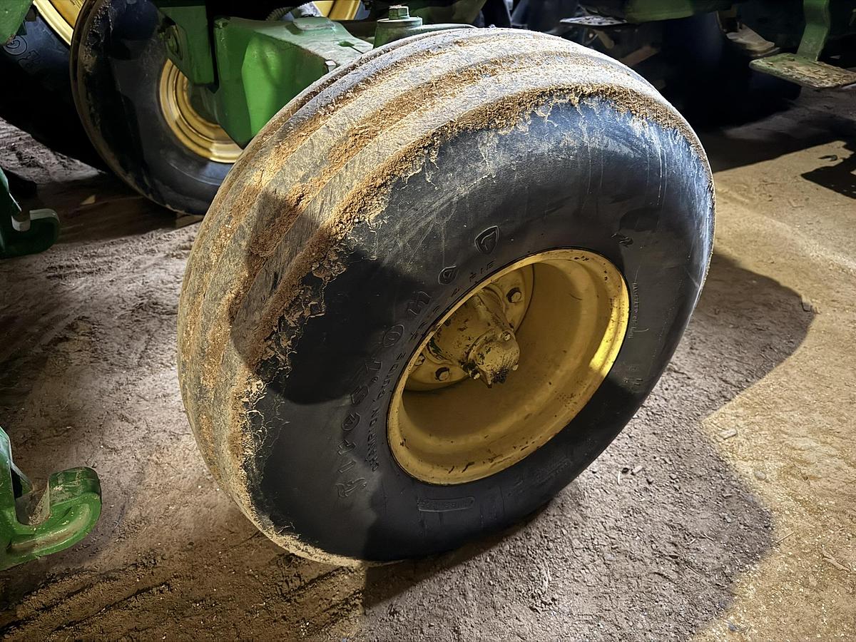 Used 1970 John Deere 4520