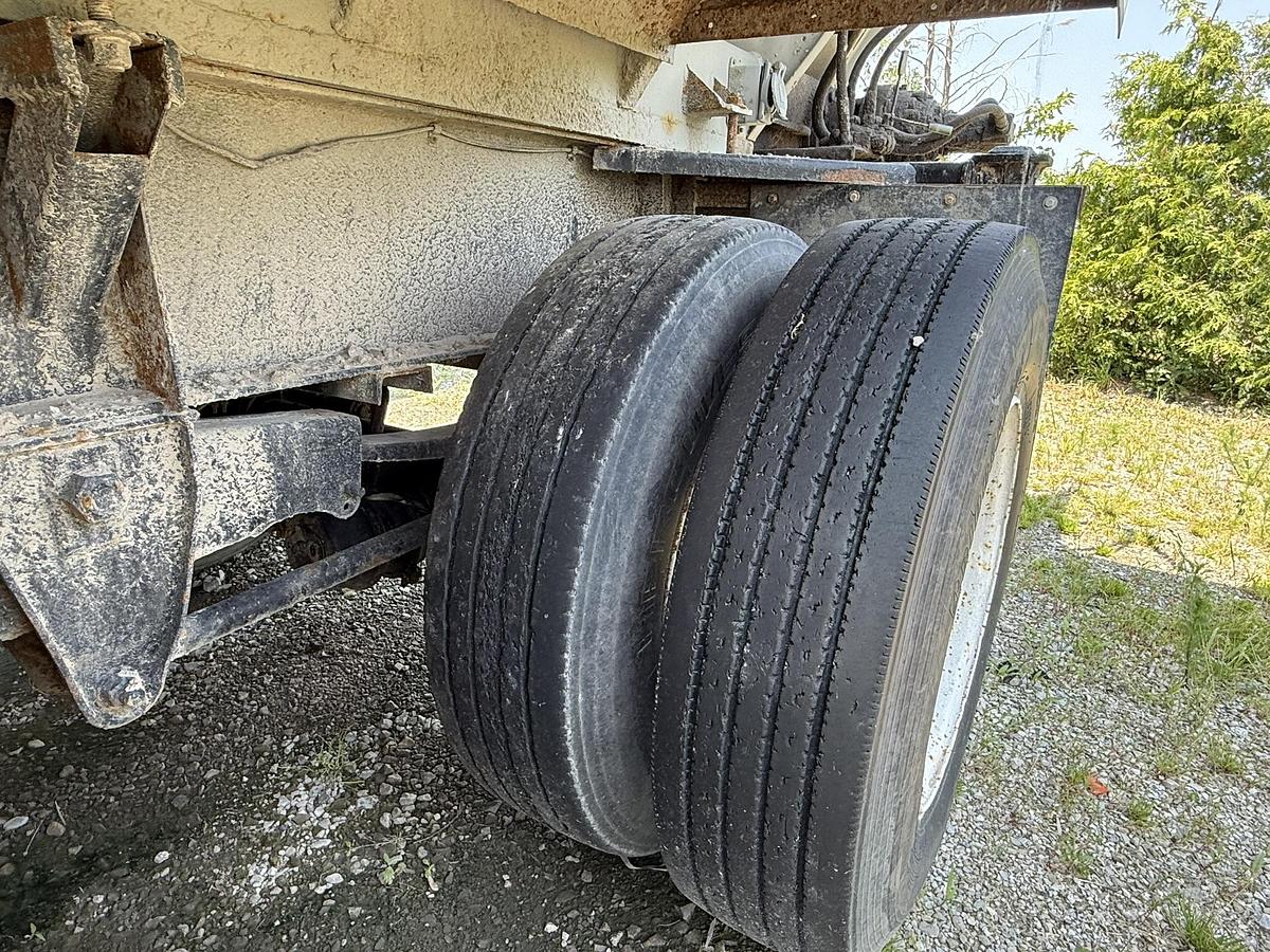 Used Alliston Machinery 40' Live Bottom Produce Trailer