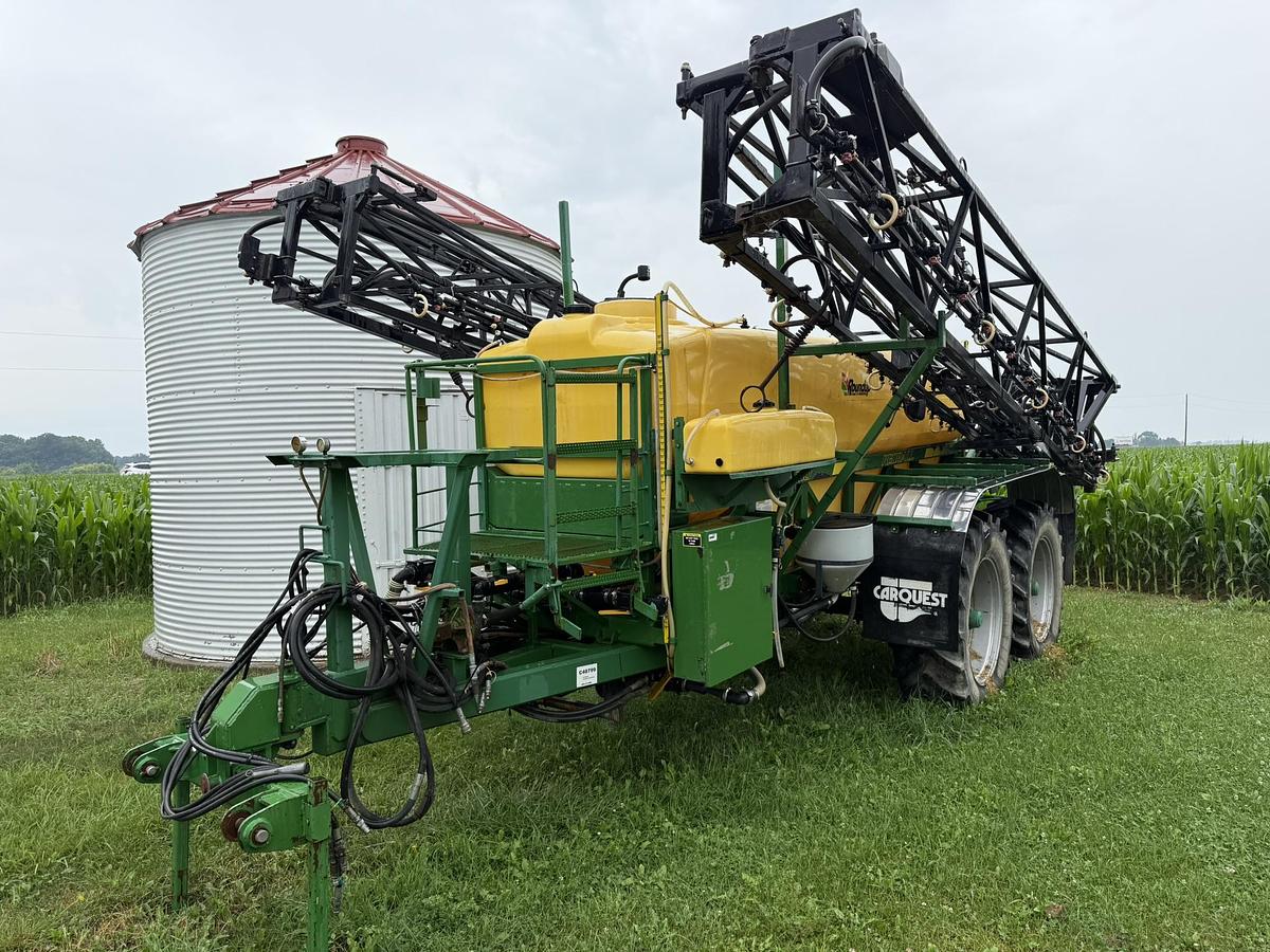 Used Redball 690, 2000 Gallon, 120' Boom,