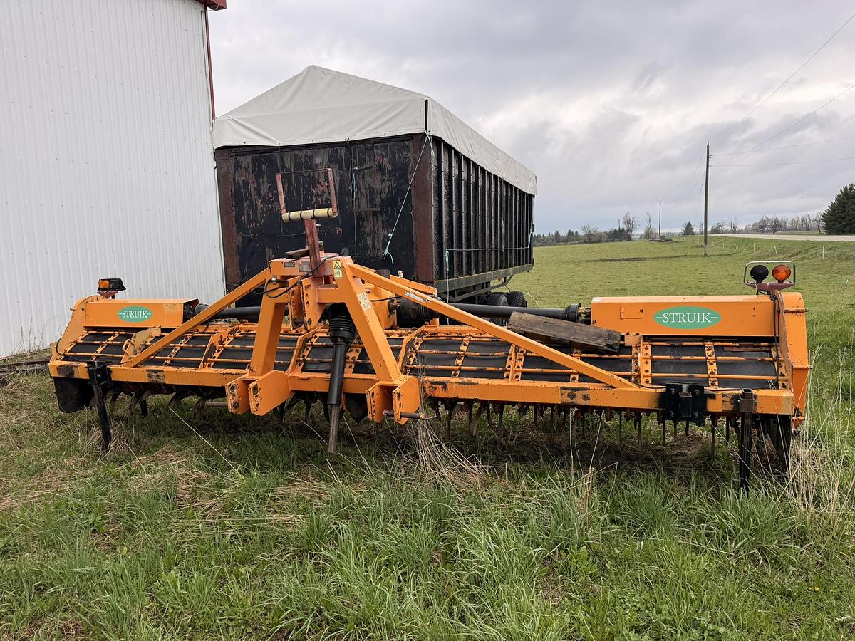 Used 2005 Struik BR1469, 18' Power Harrow