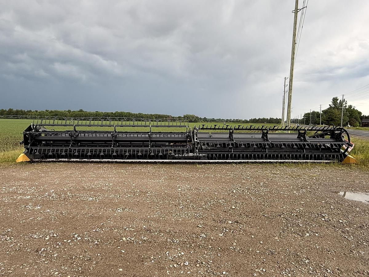 Used 2019 Claas 1230 Convio 40' Flex Darper