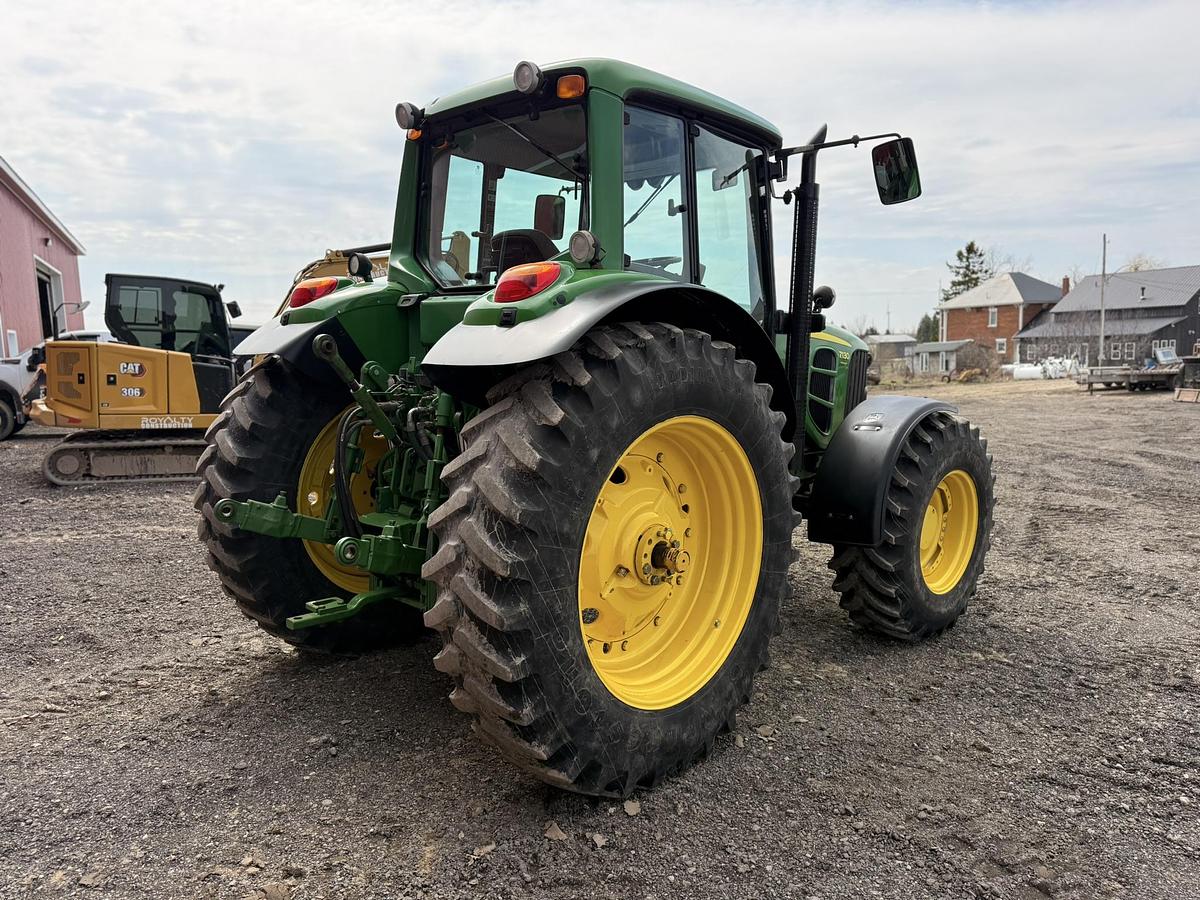 Used 2008 John Deere 7130