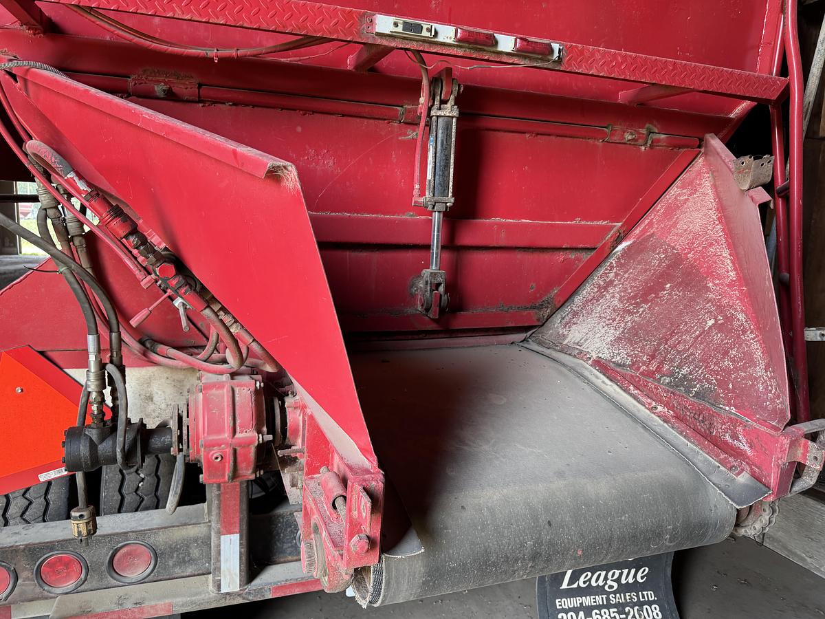 Used 2010 Alliston Machinery 24' Bulk Box With Tandem Axle Undercarriage