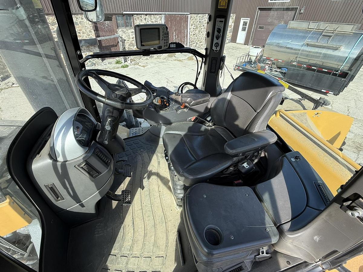 Used 2018 Challenger MT 965E, PTO, 6 Remotes, Guidance