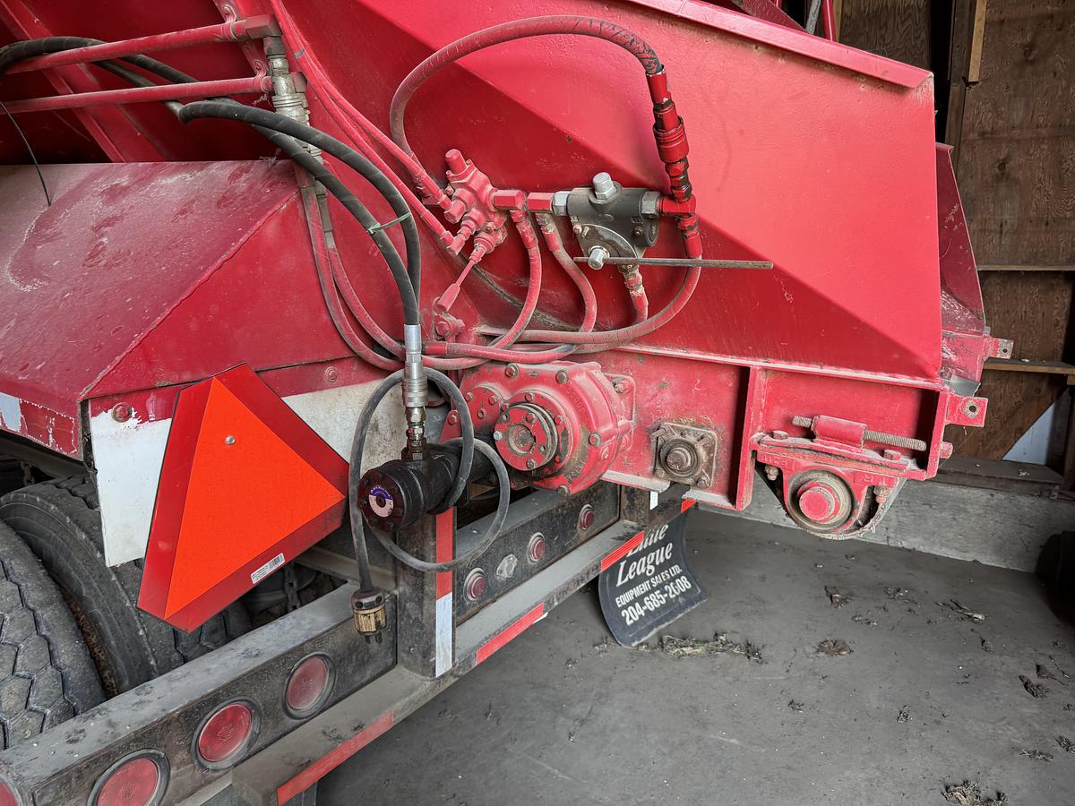 Used 2010 Alliston Machinery 24' Bulk Box With Tandem Axle Undercarriage