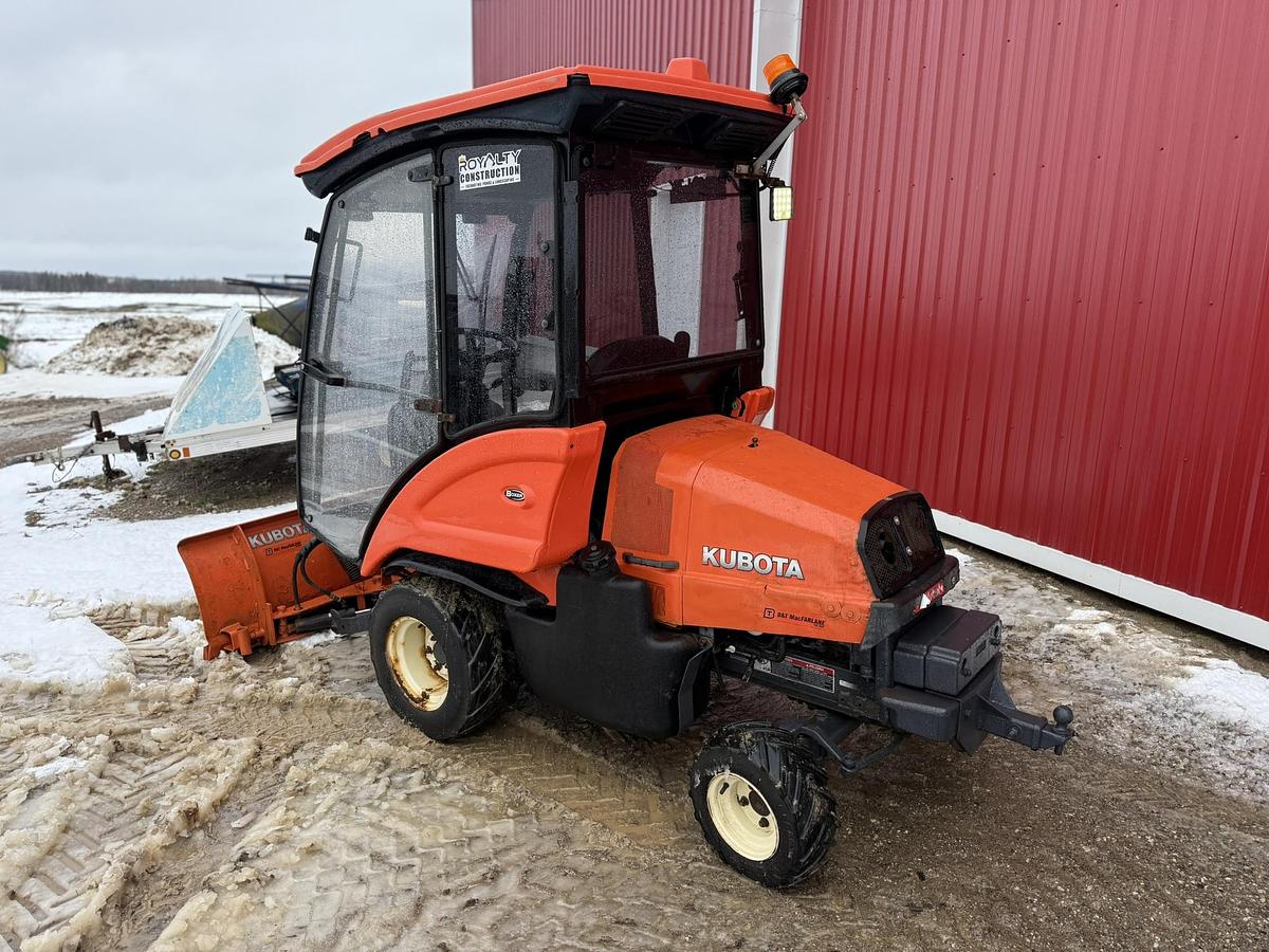 Used 2018 Kubota F2690, Cab, Heat, 4WD, Diesel, Blade