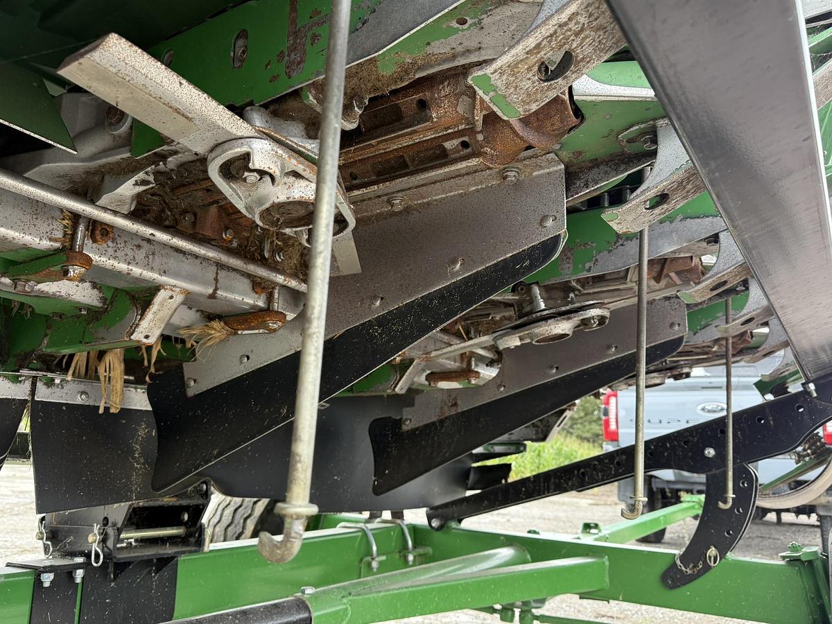 Used 2011 John Deere 608C Stalkmaster, Hyd. Deck Plate, HHS, Field Ready