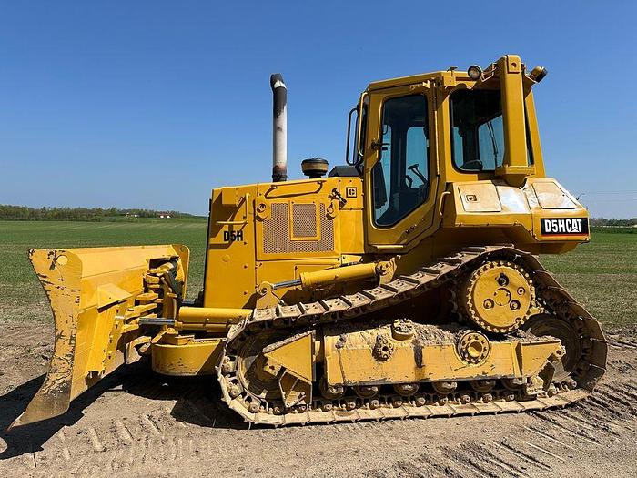 Used Sold  · 1993 Caterpillar d5h high track dozer 6 way blade