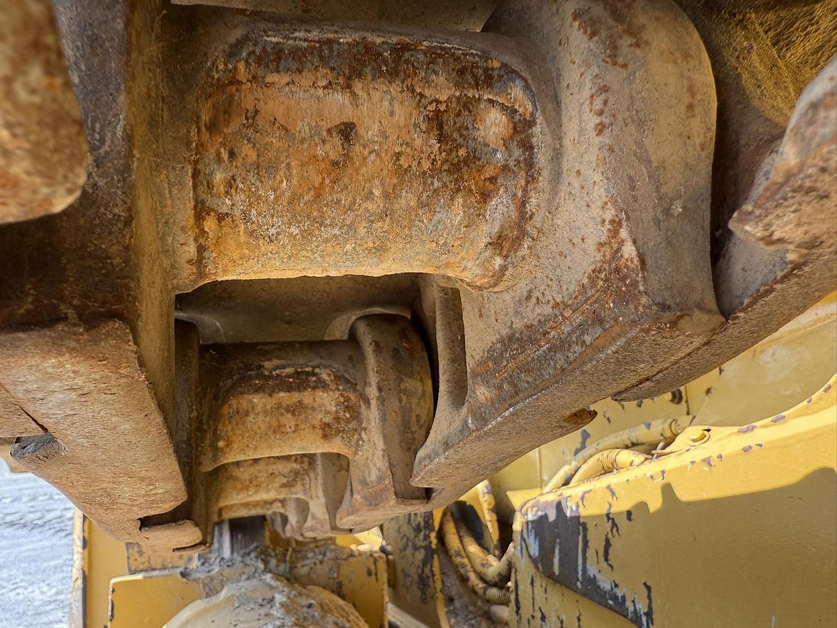 Used 1988 Caterpillar D5H Dozer