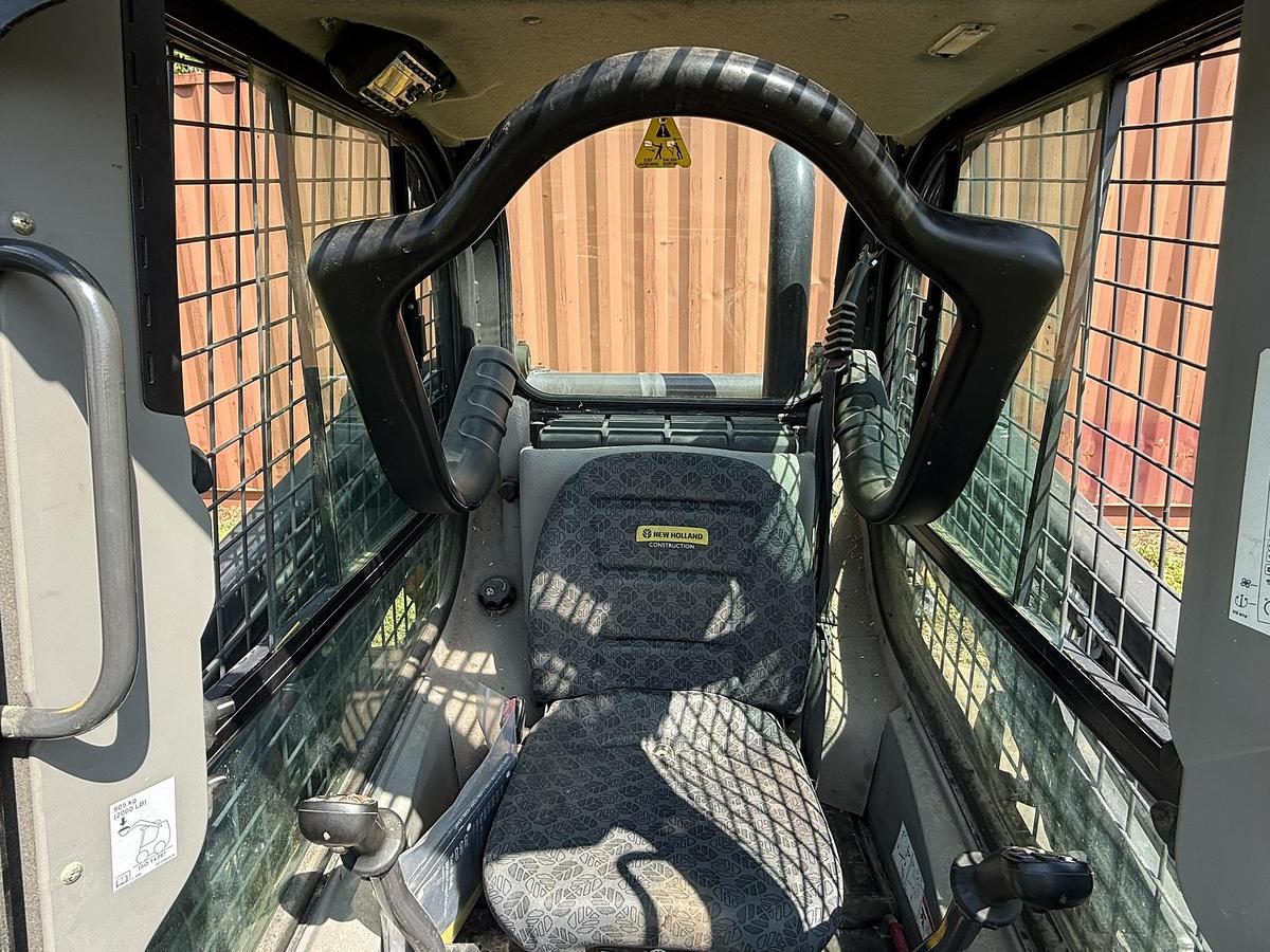 Used 2020 New Holland L320