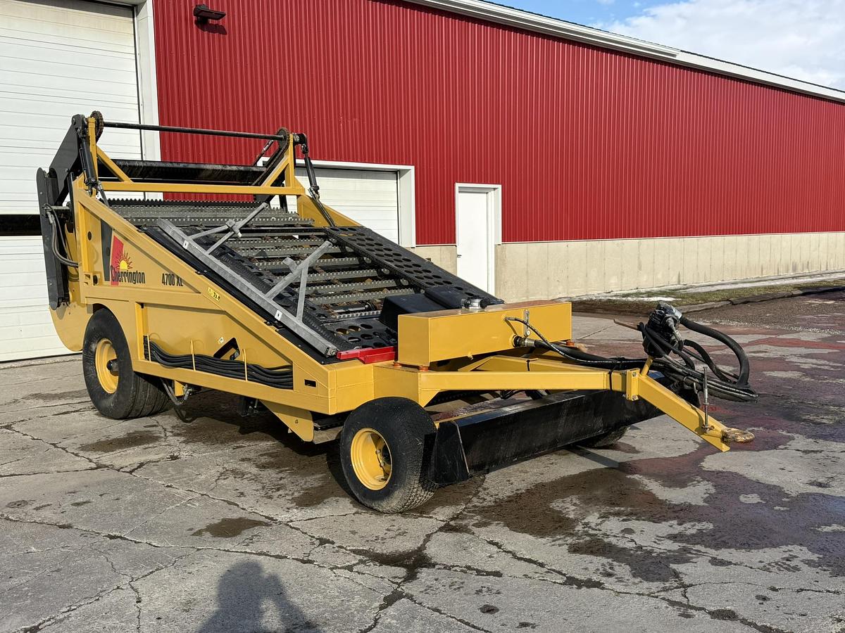 Used 2008 Cherrington 4700 XL Beach Cleaner