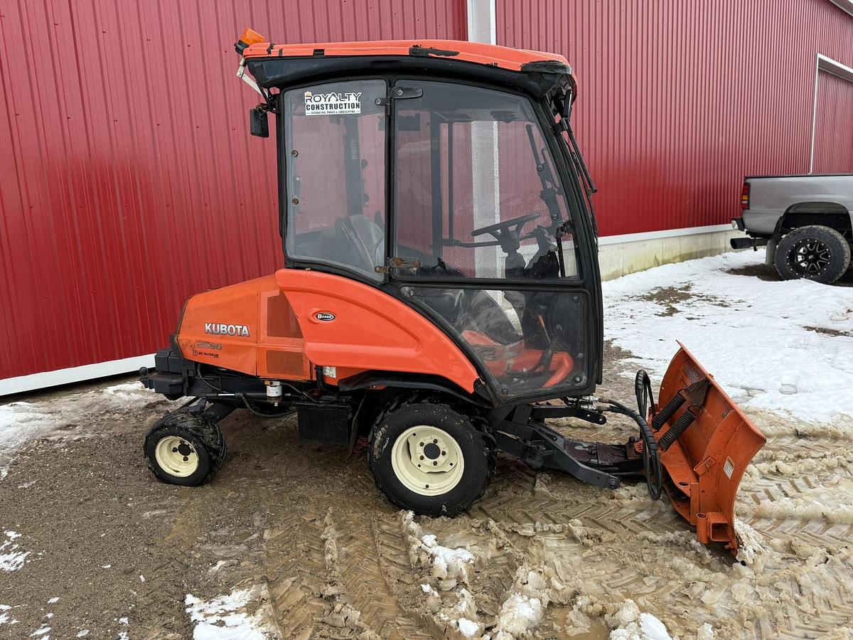 Used 2018 Kubota F2690, Cab, Heat, 4WD, Diesel, Blade