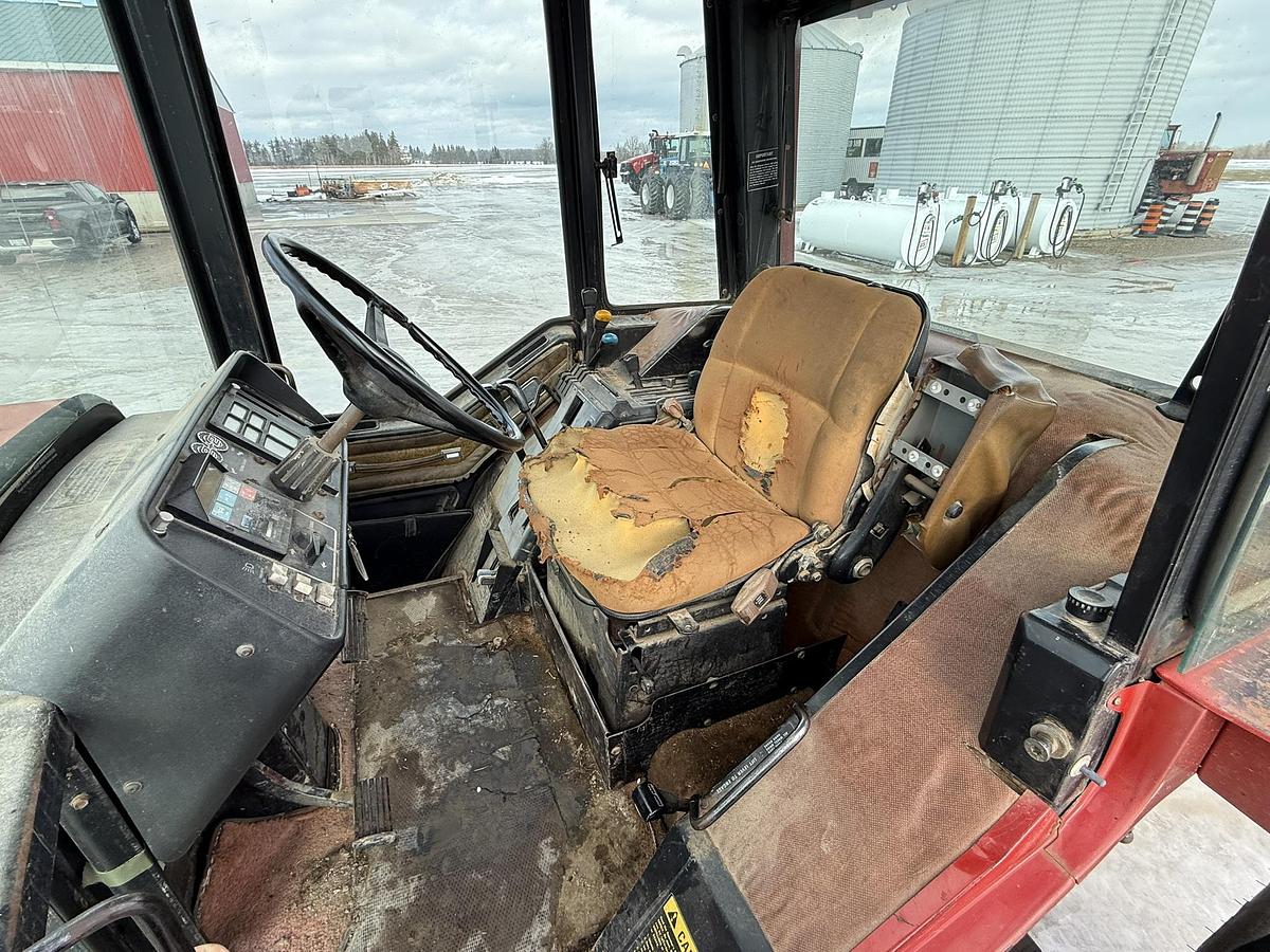 Used 1981 International Harvester 6388 2+2, Full Duals, 540/1000PTO, 3PTH, 1 Owner